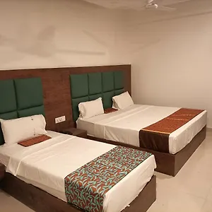 Ambience Plaza Near Igi Airport Delhi Hotel